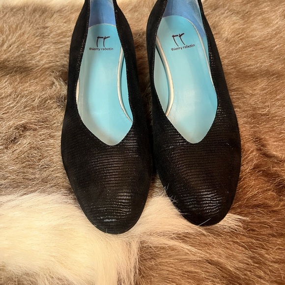 Thierry Rabotin Black Textured Heels - Picture 2 of 8